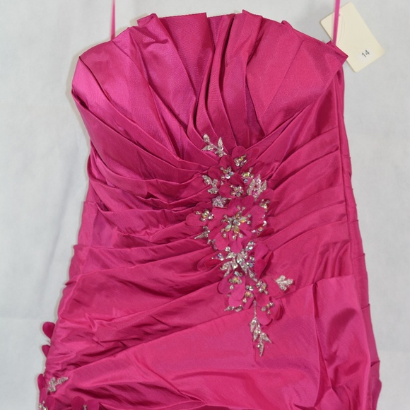 Beaded/Sequinned/Rhinestone Pink Rouched Prom Dress SZ 10 Diamond Edition - Picture 12 of 15
